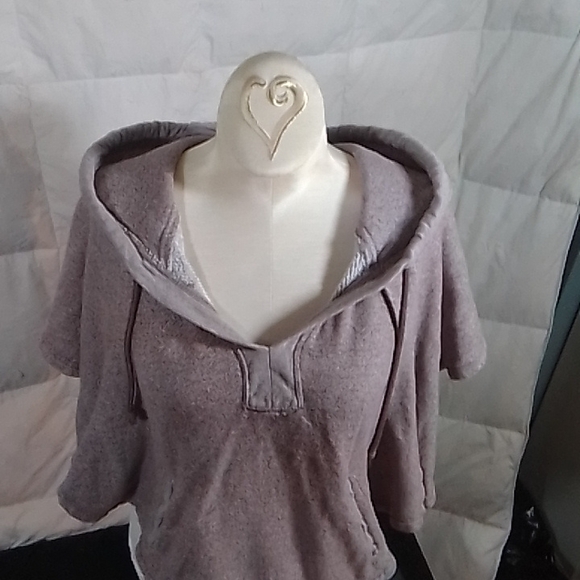 Kirra sweater cape - Picture 3 of 5